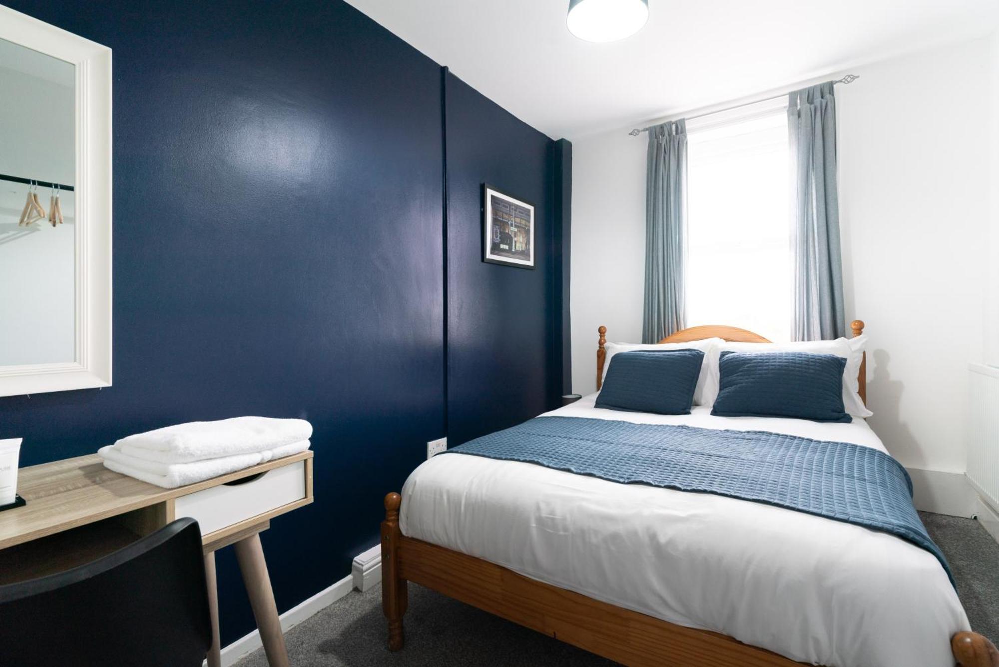 Citysteps West 3*