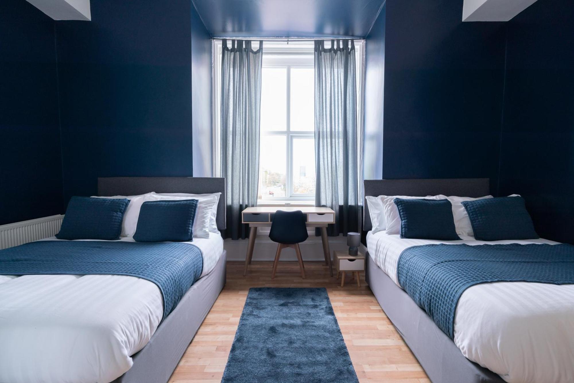 Citysteps West 3*