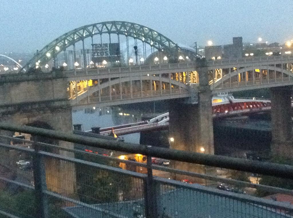 Amazing City Centre Penthouse With Private Roof Terrace Apartment *